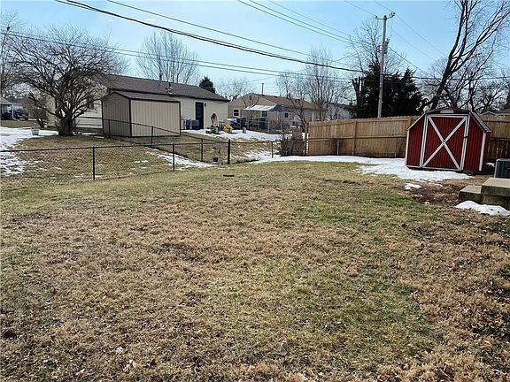 5th image of 2707 Dietz St