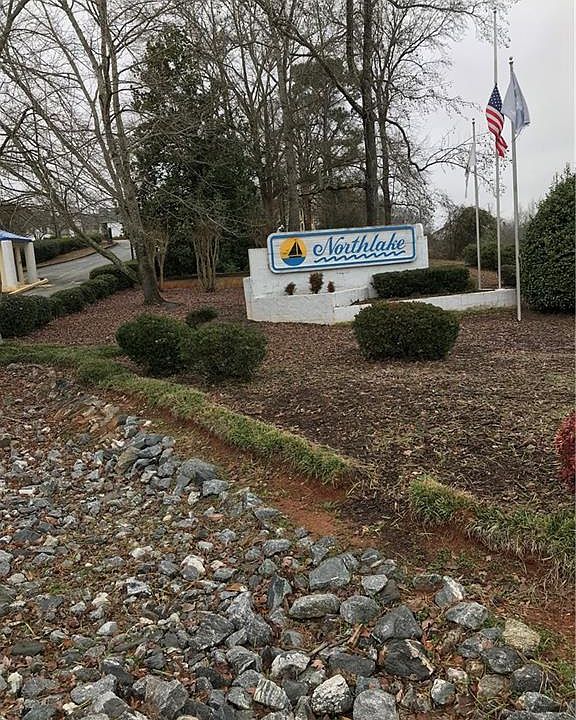 1st image of 407 Northlake Dr