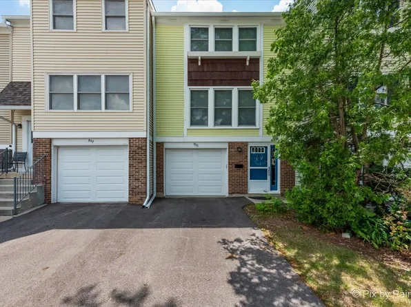 935 Cardiff Ct, Schaumburg, IL 60194