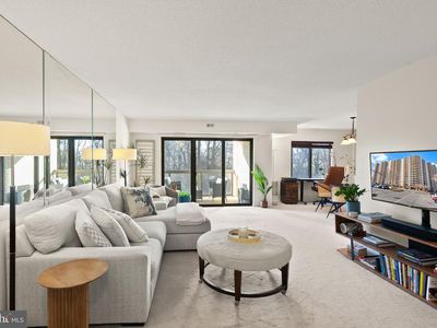 203 Yoakum Pkwy APT 507, Alexandria, VA, 22304