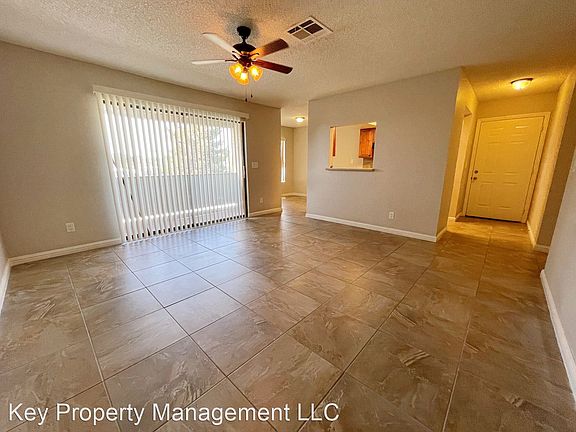 5th image of 4561 Carriage Park Dr #D