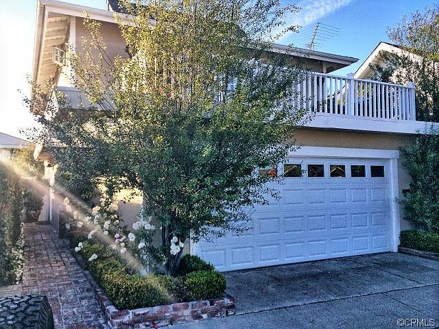 1st image of 415 Colton St