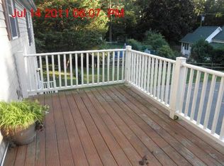 72 Giants Neck Rd, Niantic, CT 06357