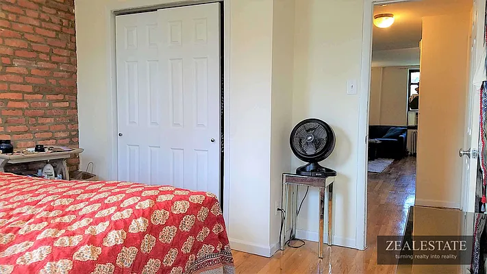 Rented by ZealEstate Group Inc | media 94