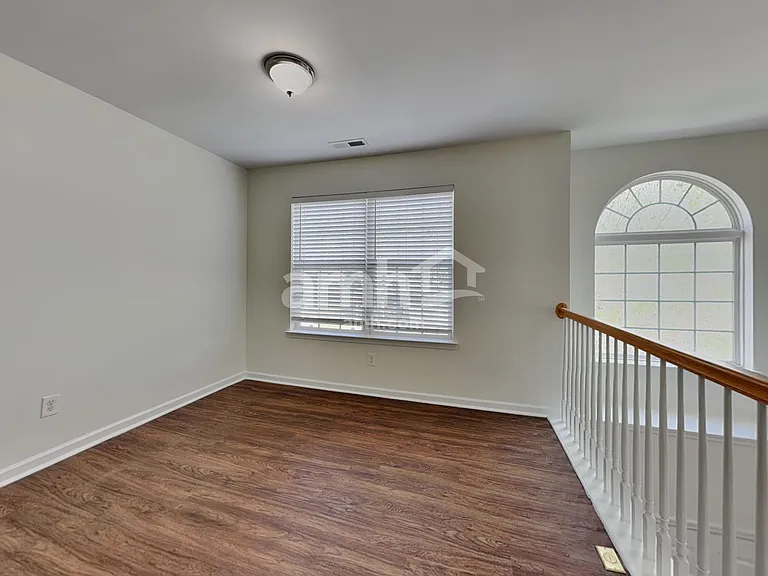 5223 Sunriver Rd — Photo 8