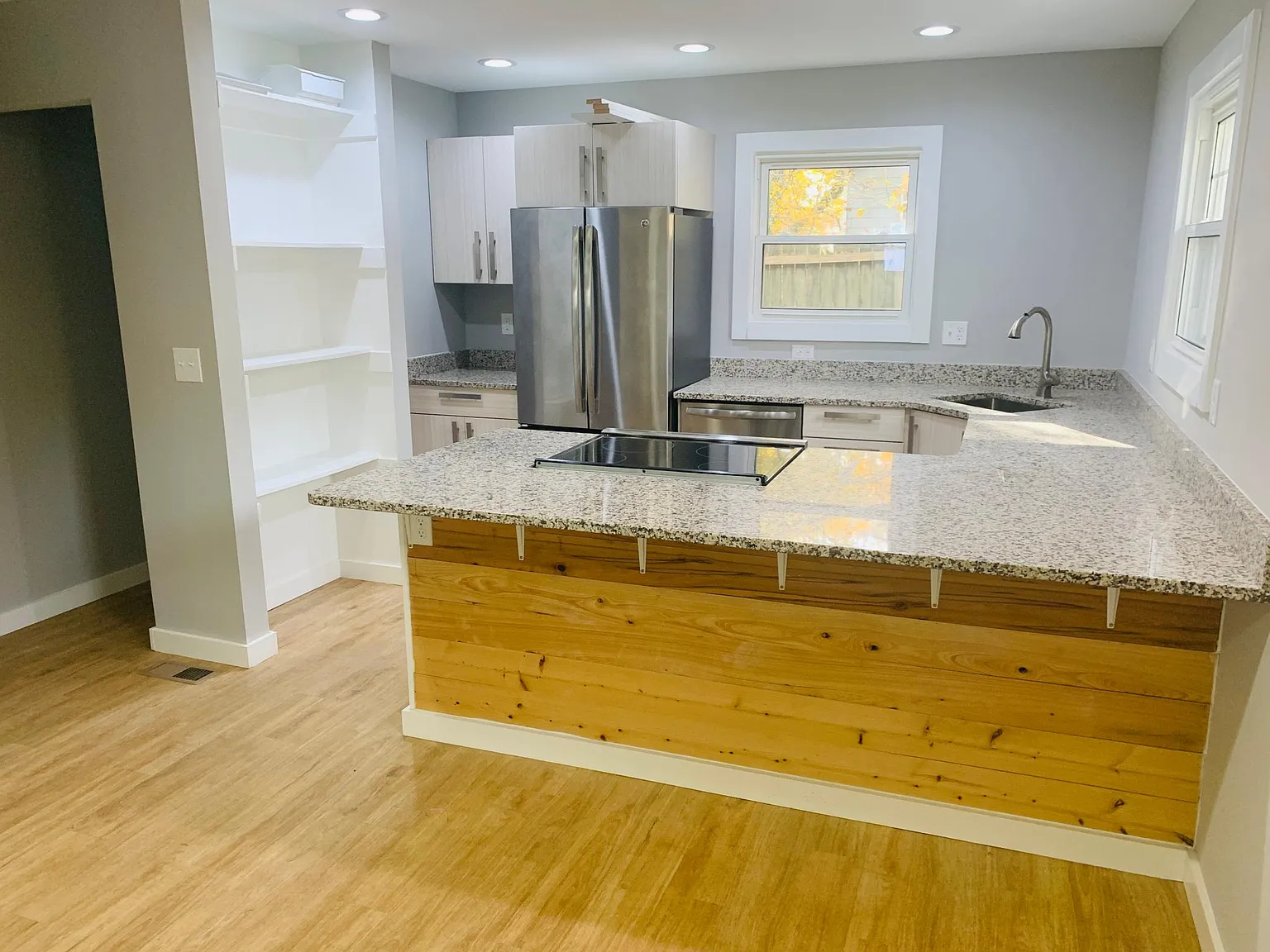 2 bed, $1,450 — Photo 3
