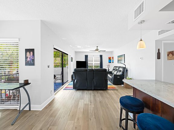 5th image of 1839 Middle River Drive #105