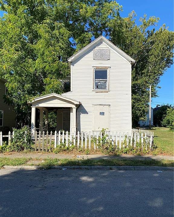 1st image of 23 Hallwood Ave