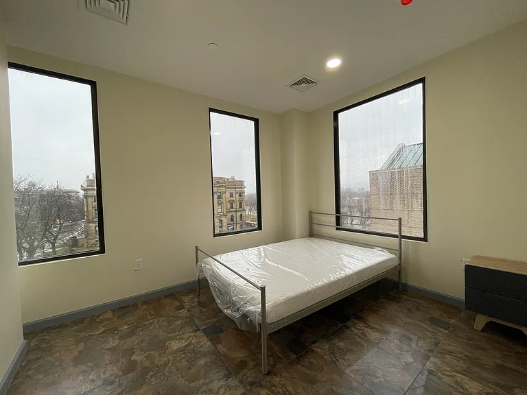 216 N River St #306 — Photo 6