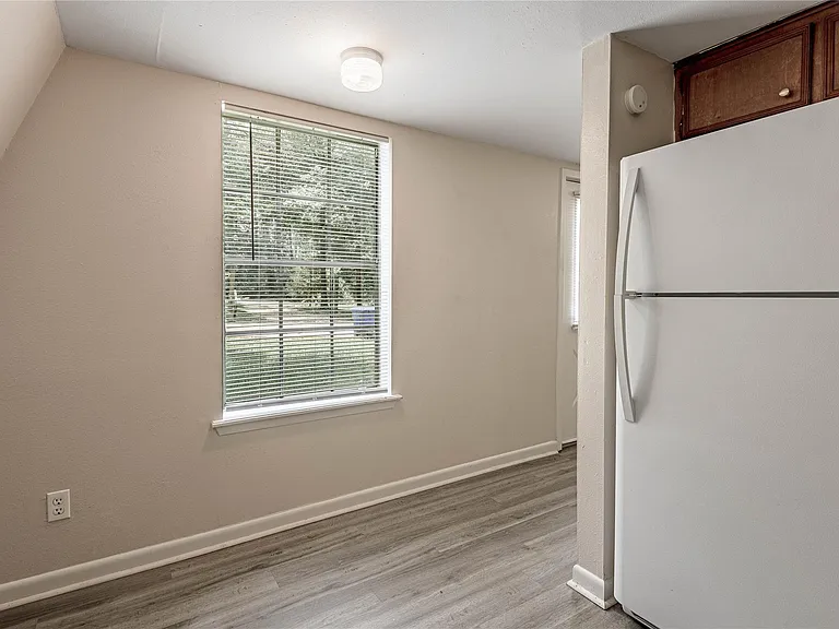 712 Cline St #A — Photo 5