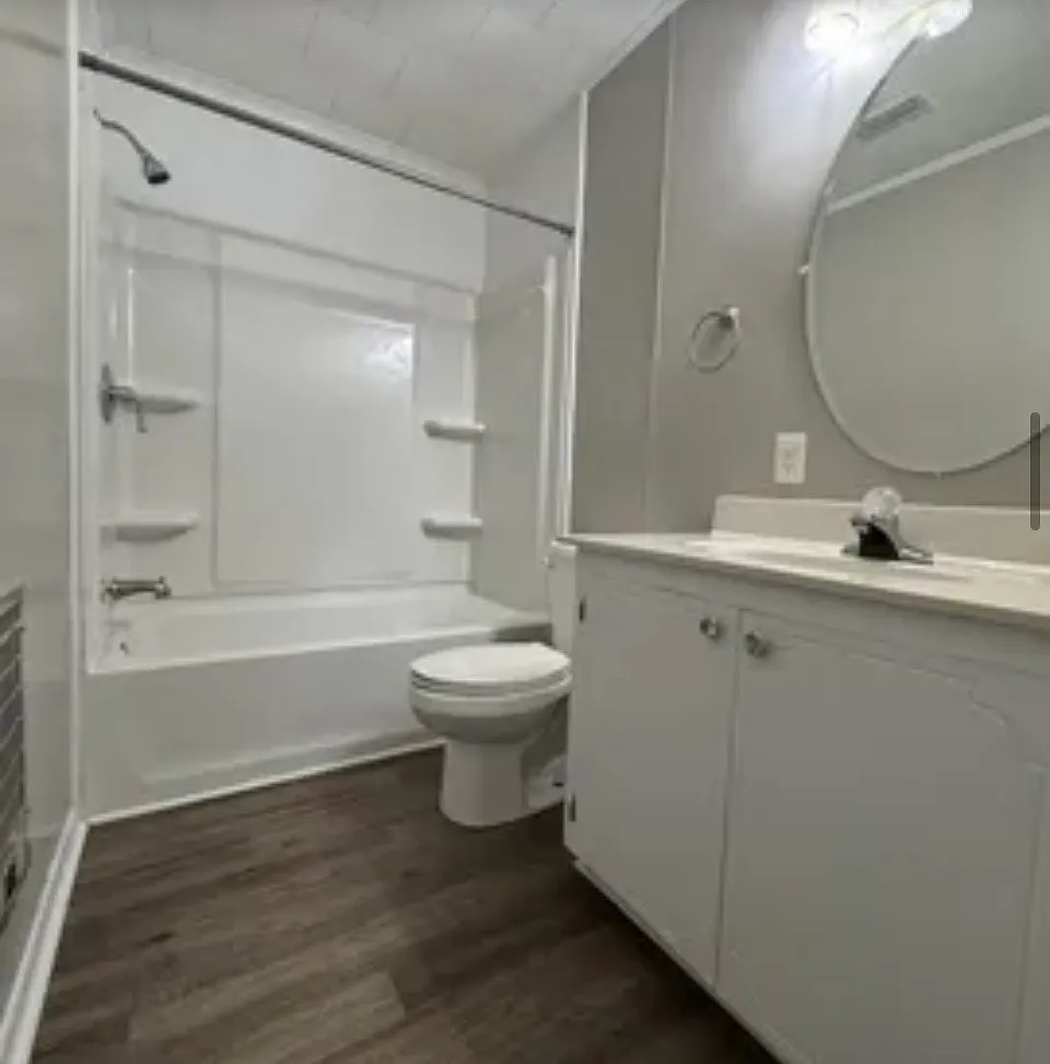 3 bed, 1025 sqft, $1,950 — Photo 4