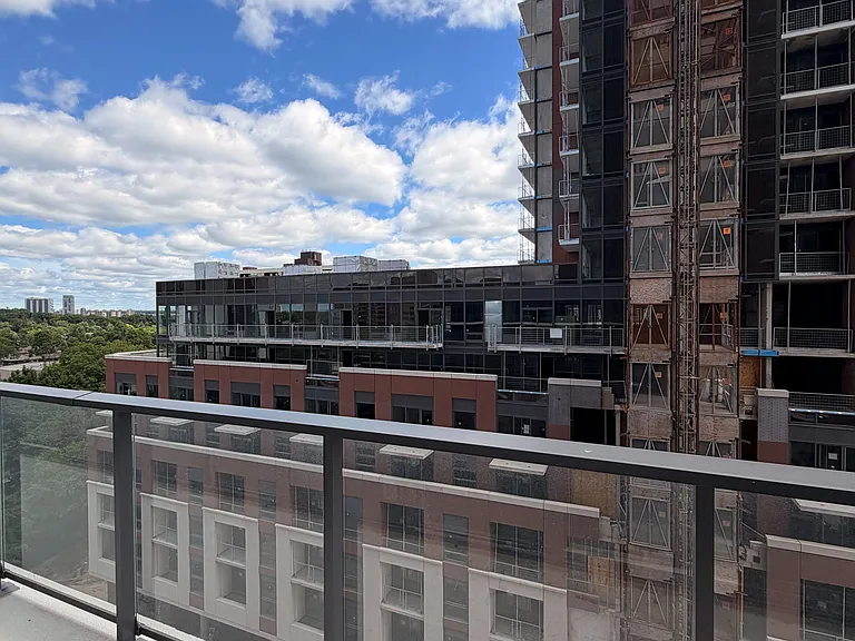 4010 Eglinton Ave W #825 — Photo 28
