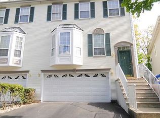 7 Bobolink Ct, Wayne, NJ 07470
