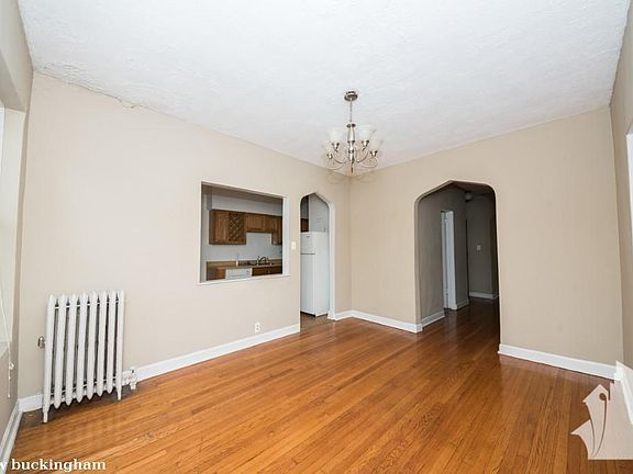 5th image of 650 W Buckingham Pl #415
