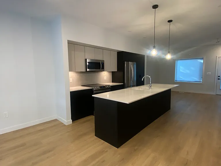 2721 28th Ave SW #U2 — Photo 15