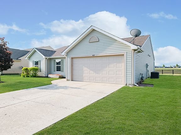 2nd image of 418 Foliage Ln