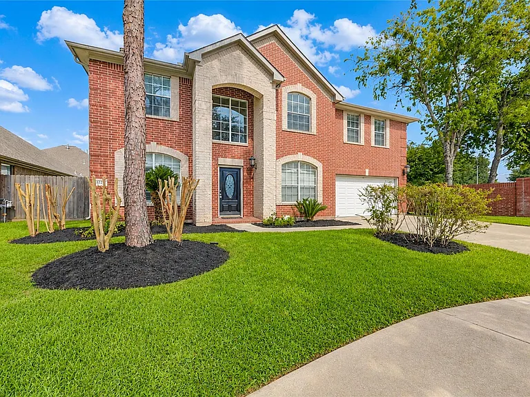 1223 Oak Canyon Ln — Photo 2