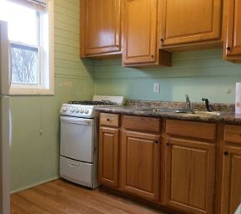 2nd image of 3722 37th St Unit 6