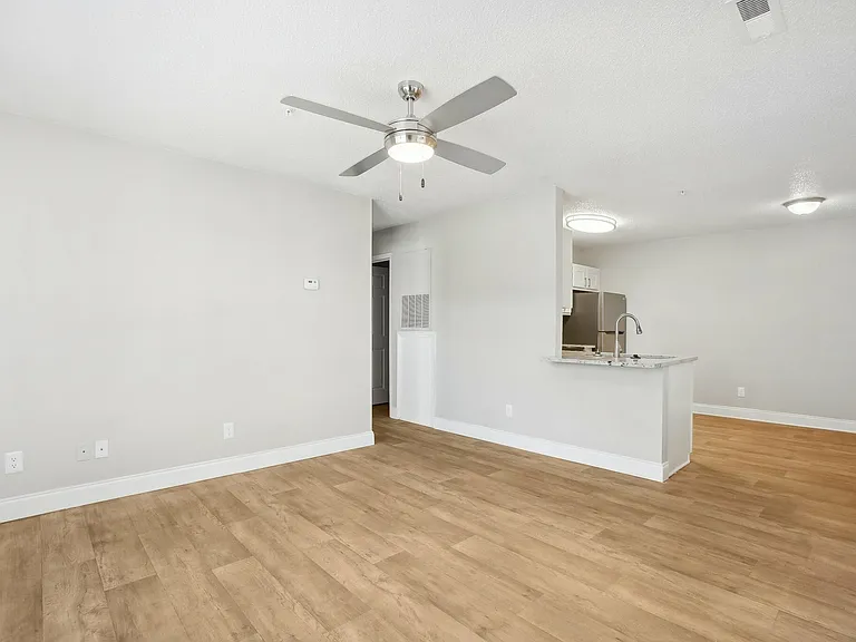Stonebrook Apartments