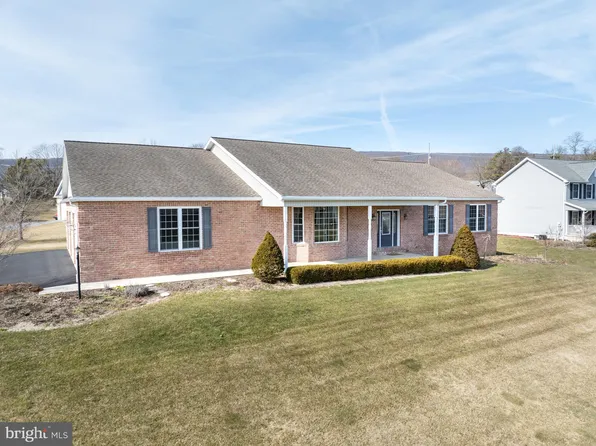 180 Blarney Ln, Centre Hall, PA 16828