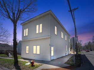 959 Earl St, Saint Paul, MN 55106