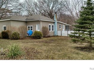 9901 Whittaker, Augusta, MI 48197