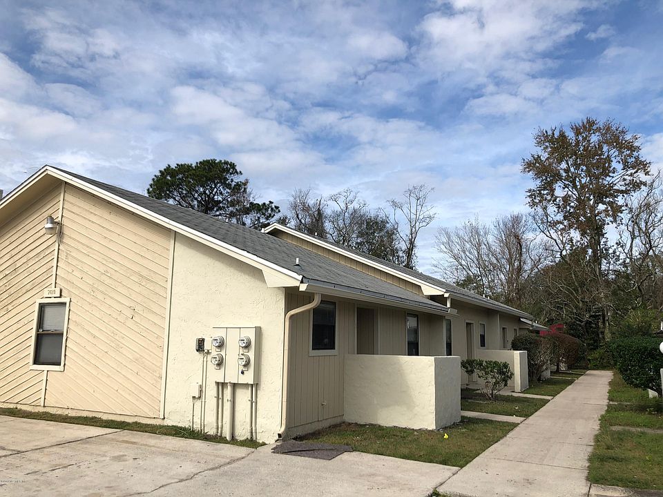 1st image of 7619 Indian Lakes Dr