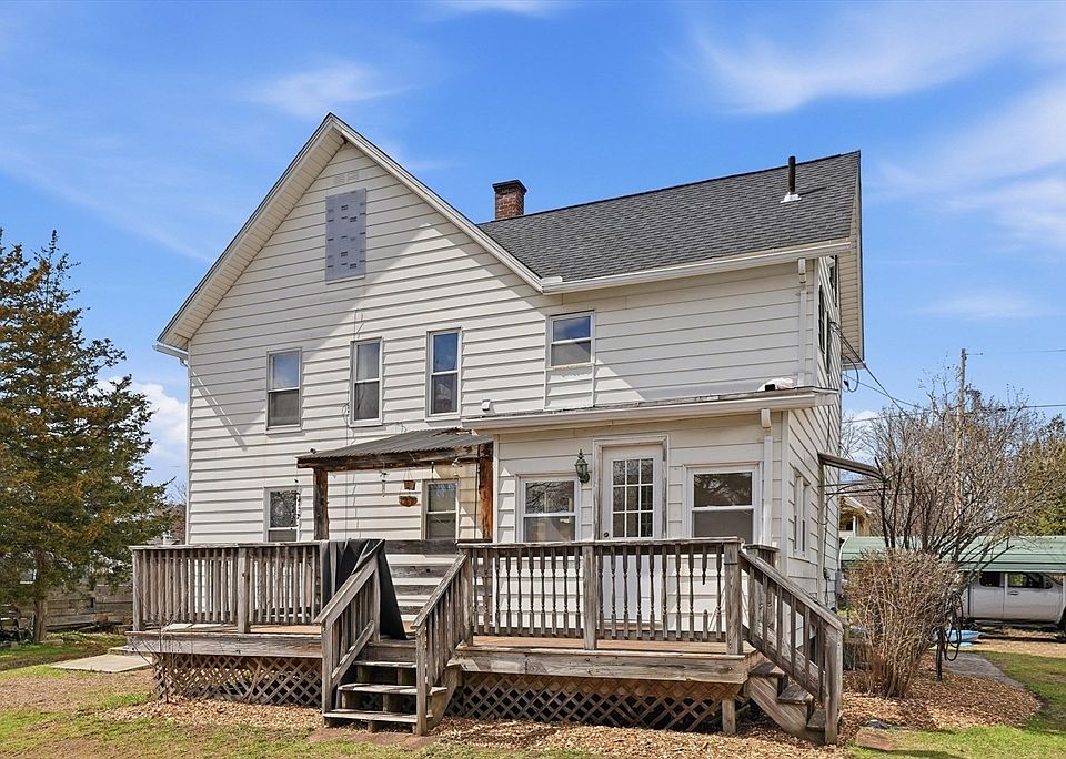 1st image of 1016 Chestnut St