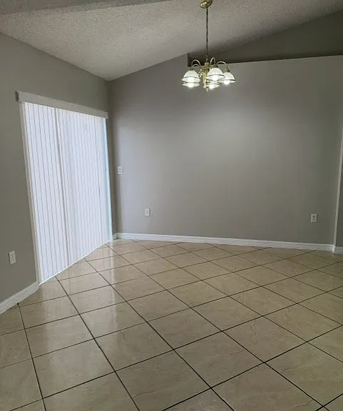 646 Koala Ct — Photo 9