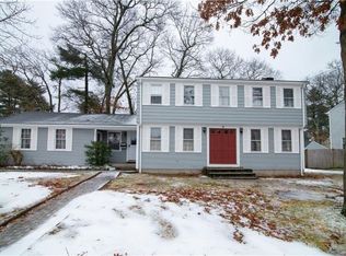 349 Sowams Rd, Barrington, RI 02806