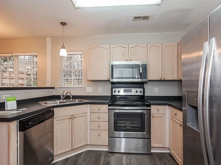 5937 Hedgecrest Pl — Photo 8