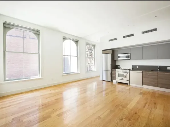 1 Thomas Street image 1 of 6