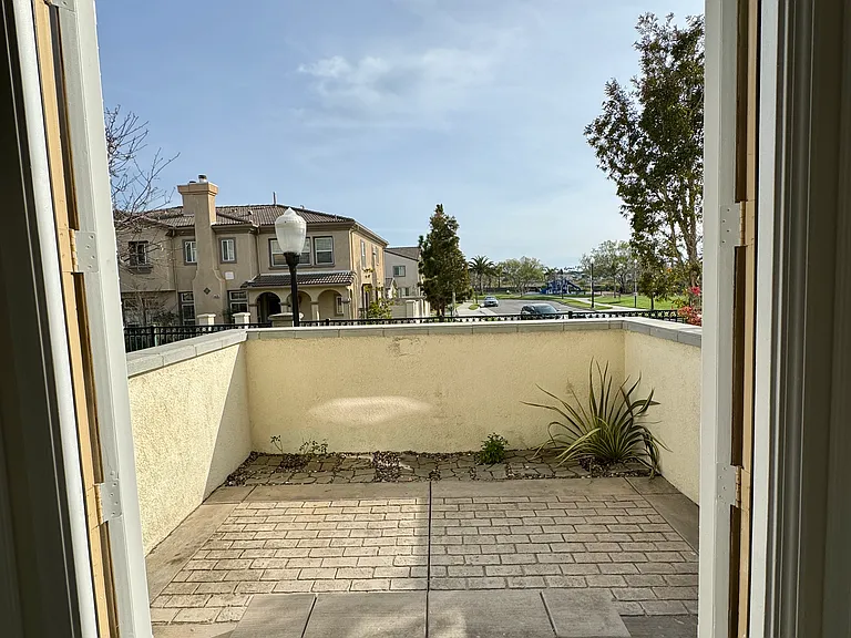 1331 Bayside Cir — Photo 20