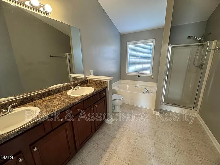 3228 Forest Mill Cir — Photo 12