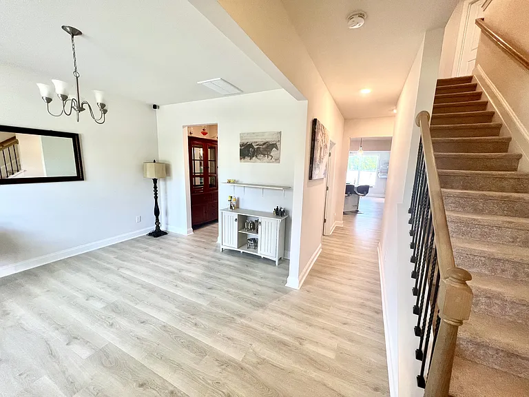 500 Rome Ct — Photo 11