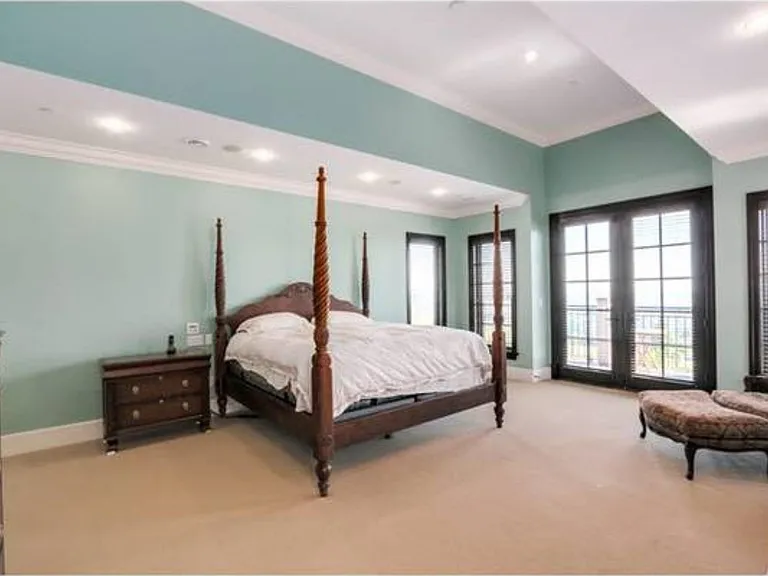 1379 Chartwell Dr — Photo 27