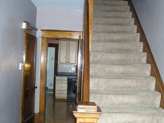 Staircase to 2 story