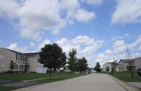 2nd image of 237 Ridgestone Trl