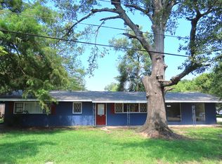 501 Mount Sylvan St, Lindale, TX 75771