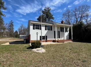 8130 Lee Davis Rd, Mechanicsville, VA 23111