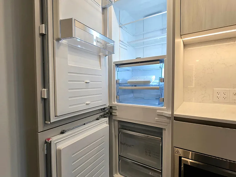 609 Sherbourne St #1606 — Photo 4