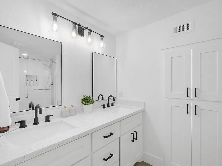 Spacious double sink primary bathroom