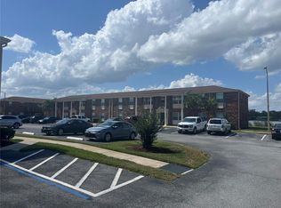1920 E Edgewood Dr APT J8, Lakeland, FL 33803