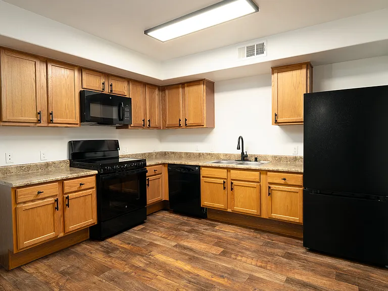 Carefree Senior Living at The Willows — Photo 12