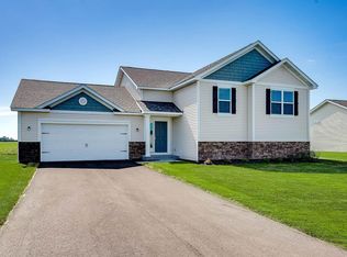 19036 Engle Wood Dr, Big Lake, MN 55309