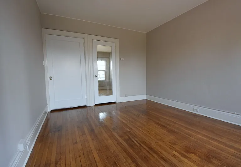 Sherwood Apartments — Photo 33