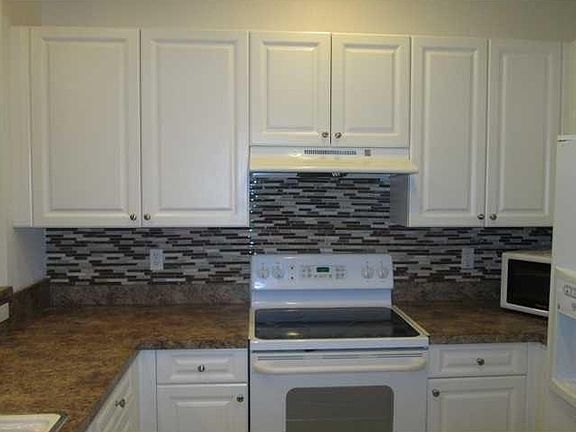 3rd image of 4401 NW 115th Ave