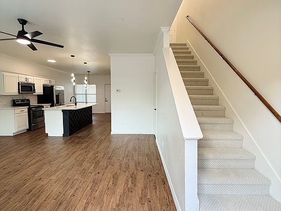 5th image of 5505 Dolores Pl