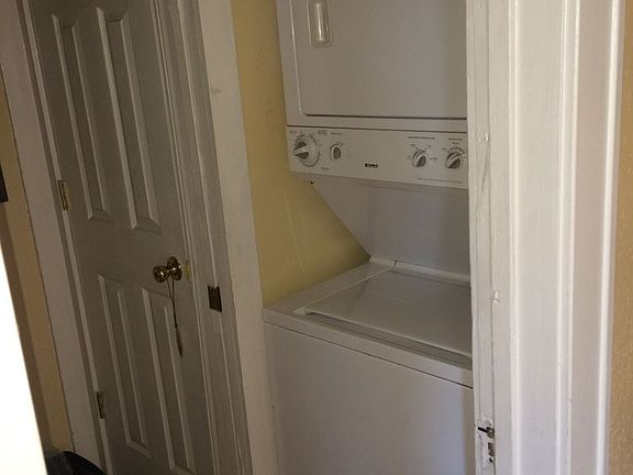 4th image of 607 W 1st St #237