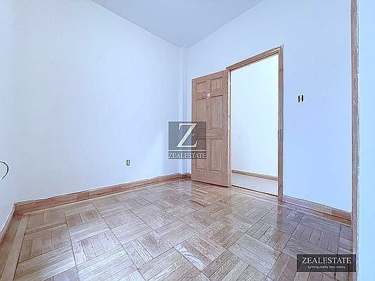 5th image of 512 Eastern Pkwy APT B3